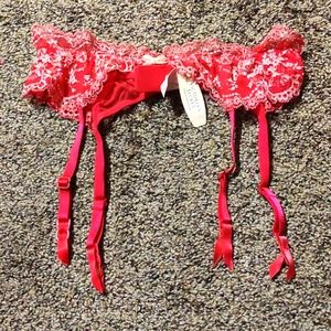 Victoria's Secret XS/S Garter Belt Hot Pink Lace
